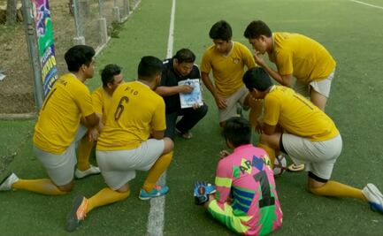 El gusto por el futbol reencuentra a Miguel Flatow y Luis Guillén en "Va por Diego"