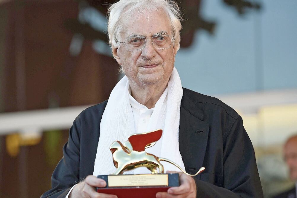 Bertrand Tavernier recibió el León de Oro en el Festival de Venecia (EFE)
