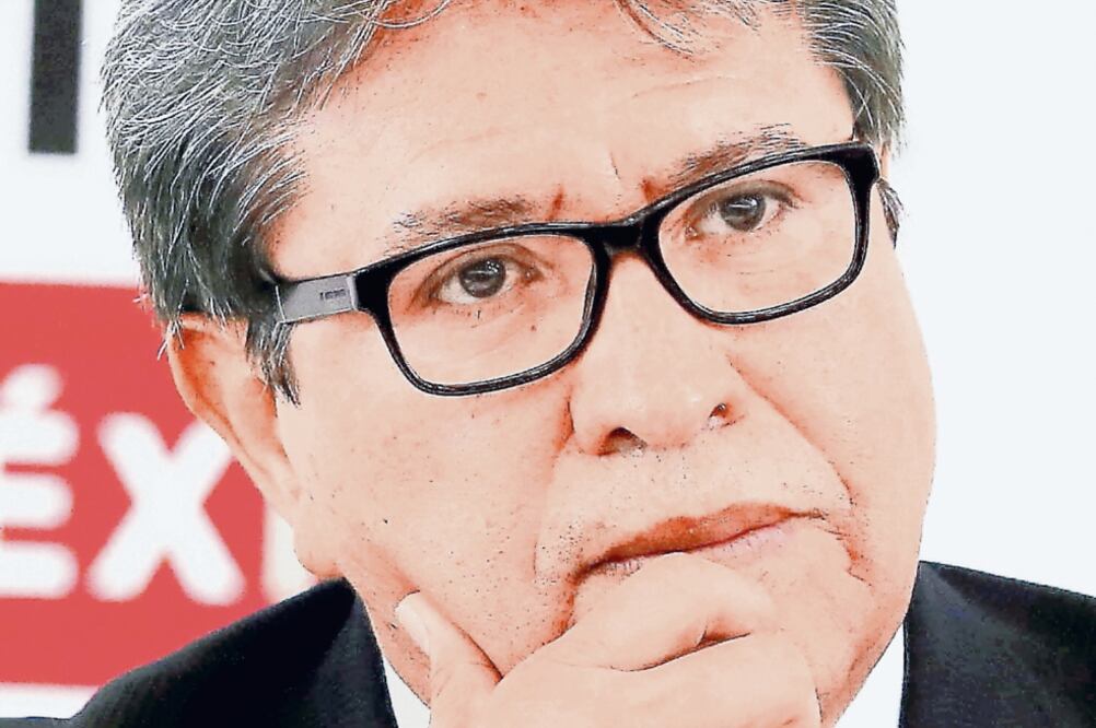 Salpican a Monreal en controversia por Juanga