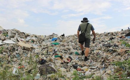 La ciudad asolada por 17 mil toneladas de basura llegada de todo el mundo