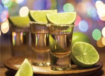 Almave, el primer destilado de agave azul sin alcohol