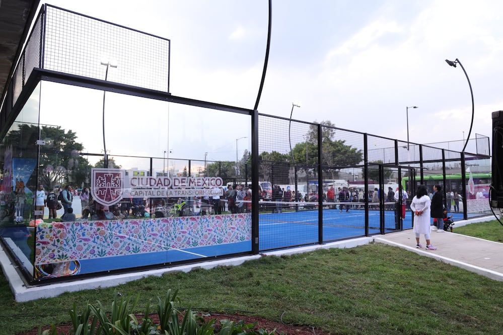 Gobierno de CDMX abre la primera cancha de pádel gratuita. (Foto: especial)
