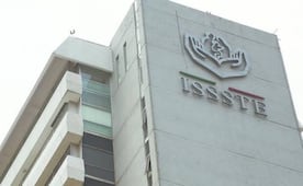 Anticorrupción sanciona a servidora del ISSSTE por 10 años; señala desvío de recursos de 913 mil pesos