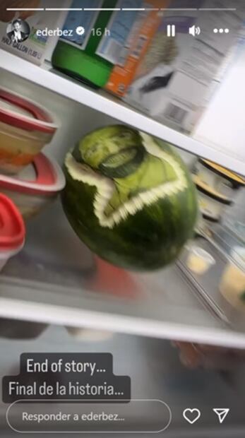 Después de su aventura, Eugenio decidió conservar el obsequio con él. Foto: Instagram