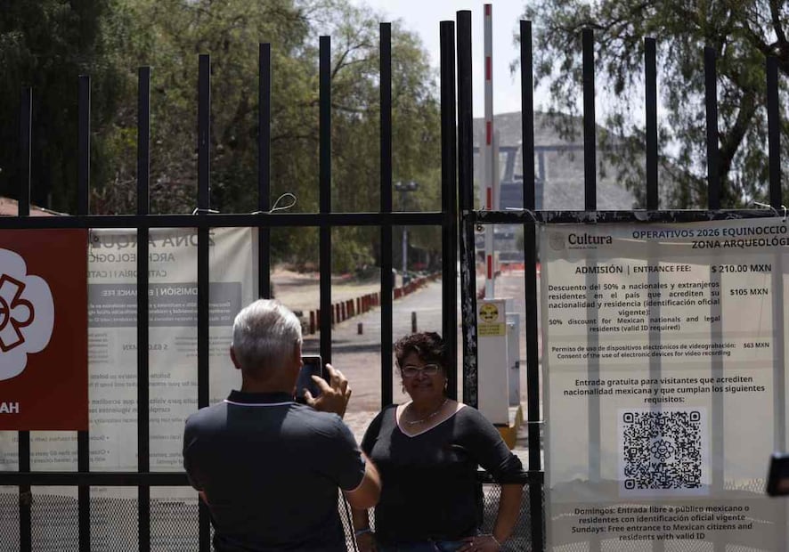 Las diligencias se llevan con mayor detalle en la Pirámide de la Luna donde ocurrió ayer el ataque de un hombre identificado como Julio César “N”. Foto: Diego Simón / EL UNIVERSAL
