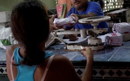 Exige PT a Profeco ponerse las pilas contra comerciantes abusivos