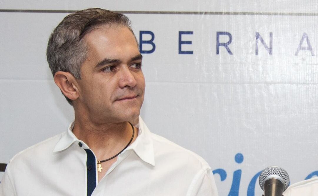 Con autobuses nuevos, choferes podrán subir tarifa: Mancera