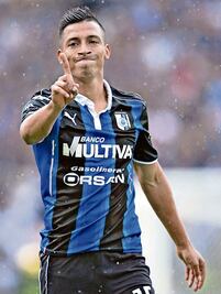 Querétaro mantiene yugo sobre Veracruz