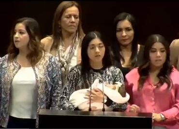 Diputada sube con bebé a tribuna y le piden bajarlo; "¿dónde lo dejo?", responde