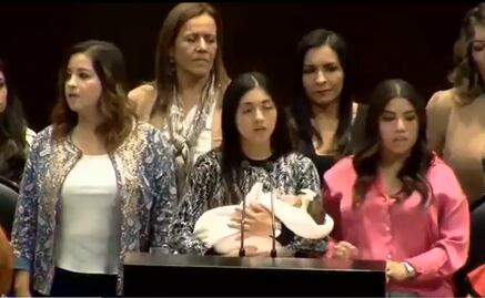 Diputada sube con bebé a tribuna y le piden bajarlo; "¿dónde lo dejo?", responde