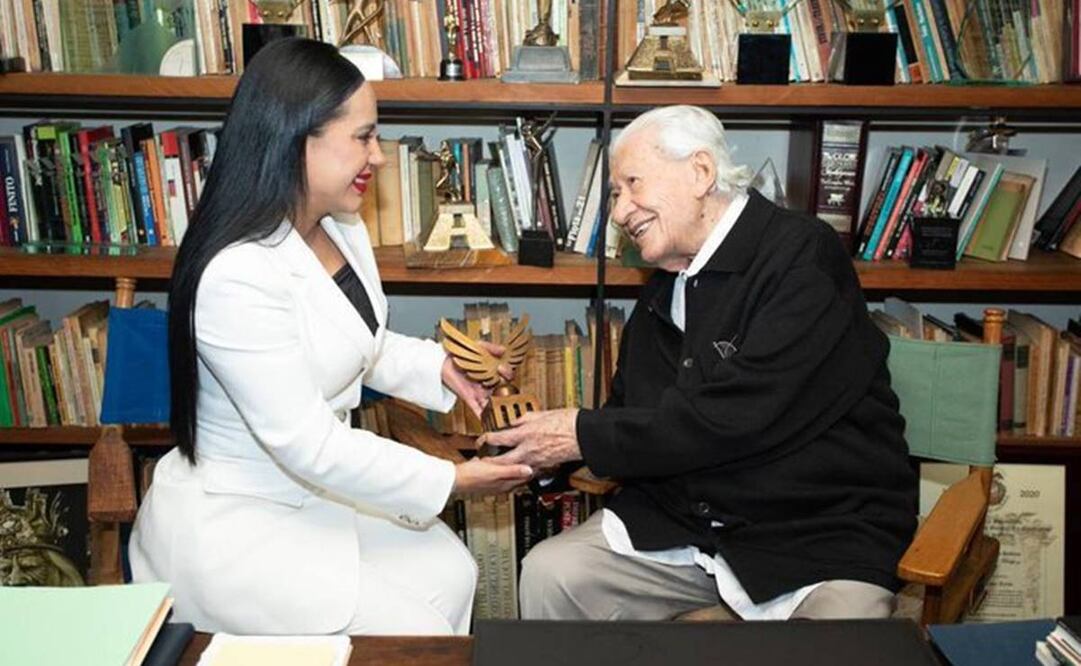 Ignacio López Tarso y Sandra Cuevas. Foto: Tomada de Twitter @SandraCuevas_
