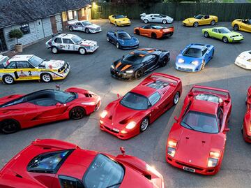 Esta increíble colección de 18 autos deportivos está en subasta