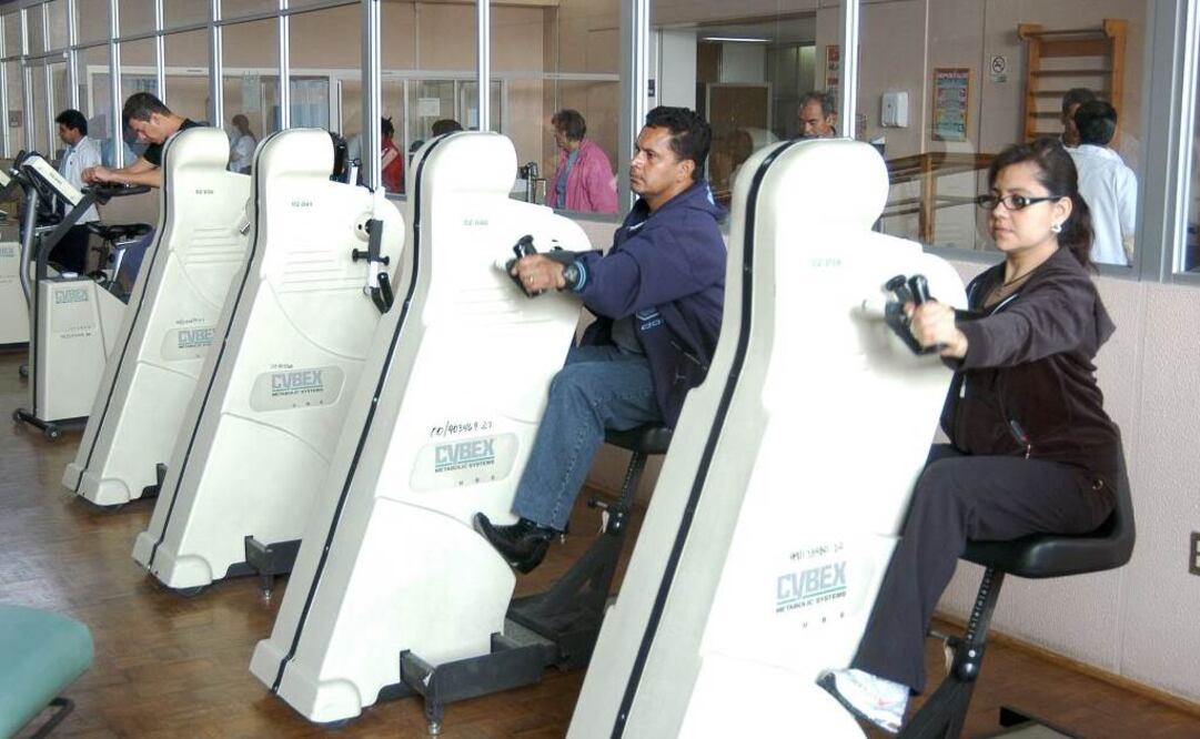 IMSS ofrece cirugías y terapia contra ciática