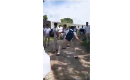 Alumno de bachillerato es noqueado por compañero en Tabasco