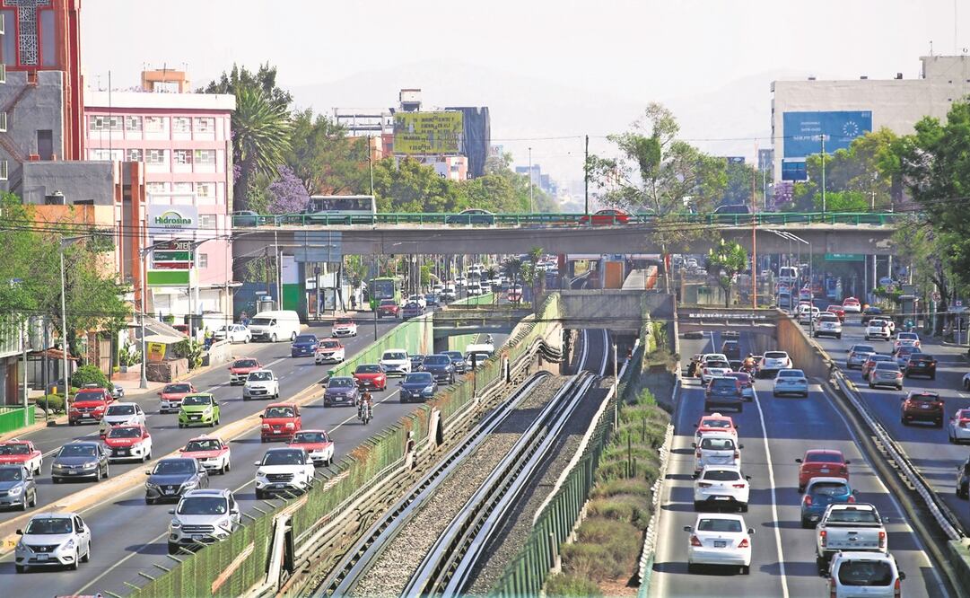 El aumento de la actividad vehicular influyó para que se captaran 194.1 millones de pesos por multas de tránsito en el primer trimestre. Foto: Archivo/ EL UNIVERSAL 