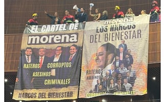 Despliegan mantas en San Lázaro contra Morena; diputados priistas vinculan al partido guinda con el narco