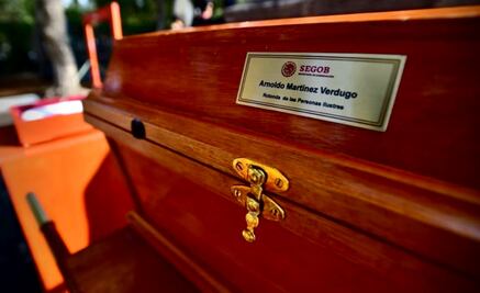 Gobierno federal gasta casi medio millón en ceremonia de inhumación de Arnoldo Martínez Verdugo