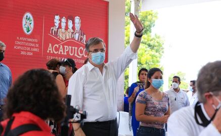 Marcelo Ebrard visita Acapulco: le echan porras y le gritan “¡presidente!”