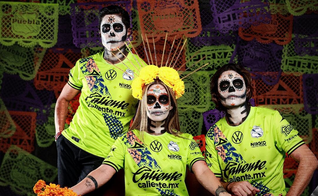 FOTO: @ClubPueblaMX - Club Puebla uniforme Día de Muertos