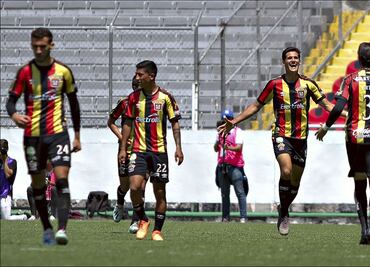 Leones Negros piden apoyo y se enfrentan con la Liga Mx