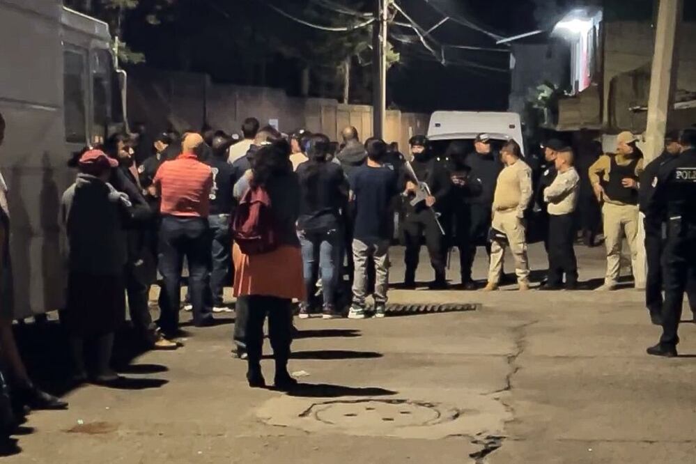 Persecución y balacera en Toluca deja una persona muerta y otra lesionada. (Foto: especial)