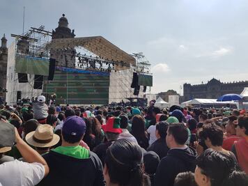 CDMX reporta 90 mil asistentes en el Zócalo por juego de México