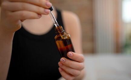 7 aceites esenciales que debes consumir después de los 50 porque cuidan la memoria, según científicos