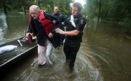 Suman cinco muertos tras paso de tormenta tropical Imelda en EU