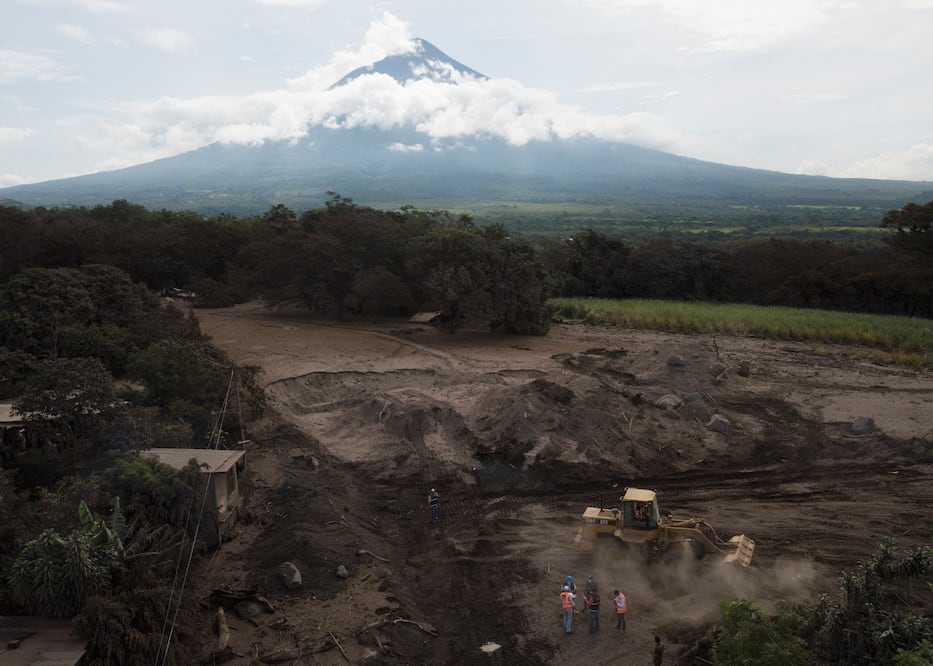 El volcán de Fuego hizo erupción el pasado domingo en Guatemala y ha dejado casi 100 muertos, 200 desaparecidos y más de un millón de afectados (Foto: AFP)