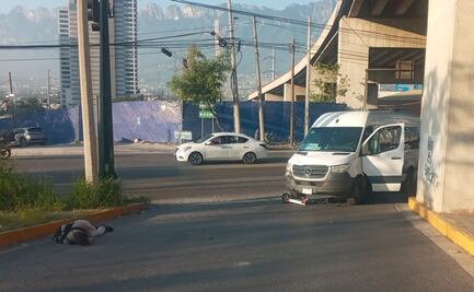 Atropellan a joven que se trasladaba en un patín eléctrico en Monterrey, ante advertencia de autoridades