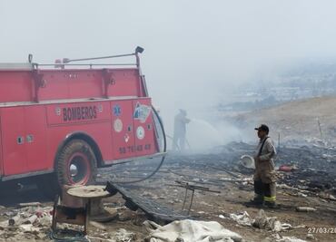 Incendio en relleno sanitario de Tepotzotlán está por cumplir 24 horas activo