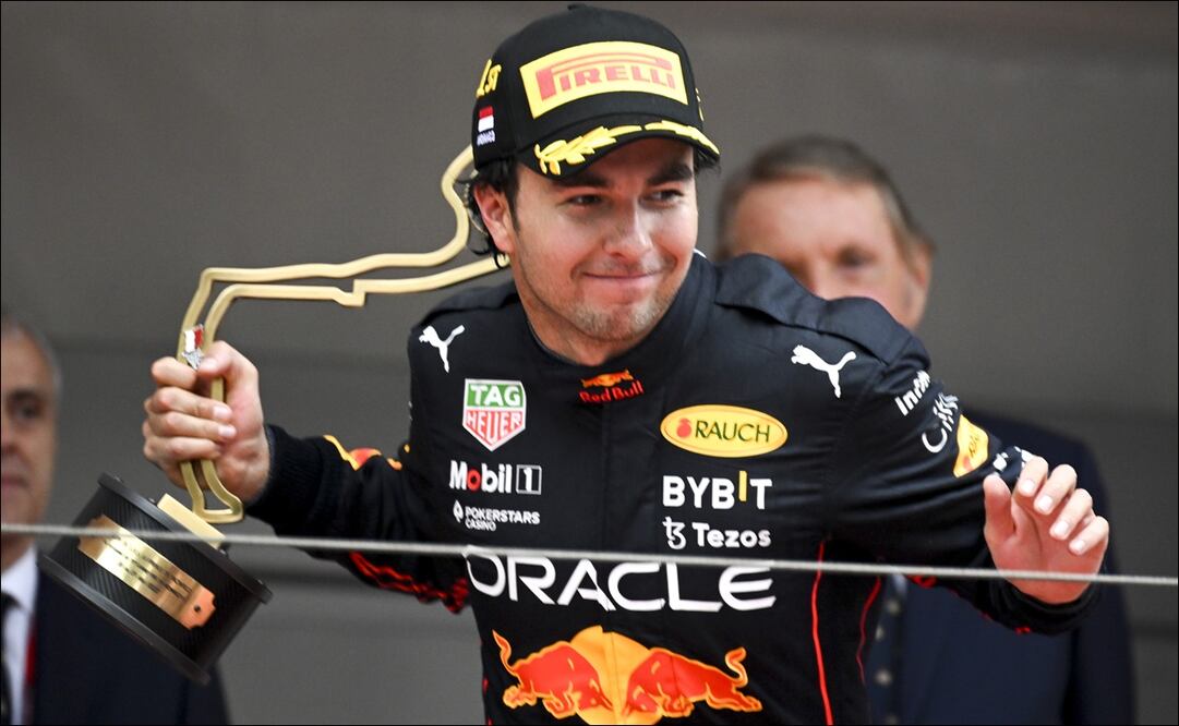 Checo Pérez, a un paso de convertirse en el cuarto piloto con más podios en Red Bull - Foto: EFE