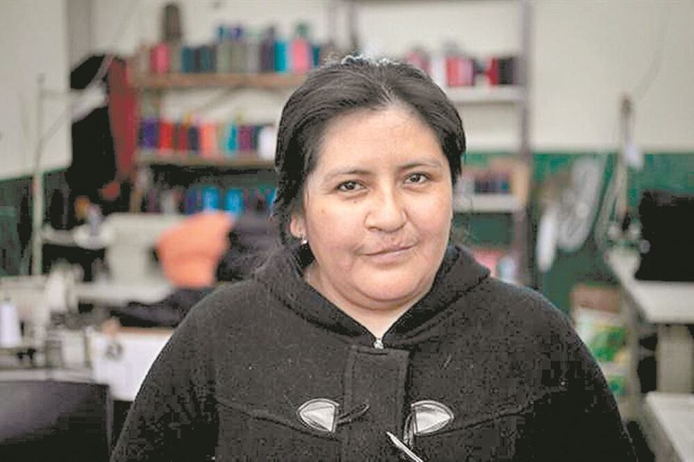 Olga dejó su natal Sucre, en Bolivia, junto con su hijo para trabajar en Argentina; quería vivir mejor, pero sólo recibió malos tratos. CORTESÍA