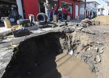 Falla geológica provocó socavones en Distribuidor Vial Alfredo del Mazo: Junta de Caminos