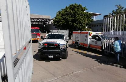 Desalojan área de hospital en Culiacán por derrame de sustancia tóxica 