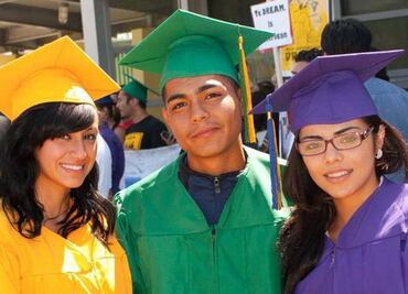 Trump mantiene protección legal para "dreamers"