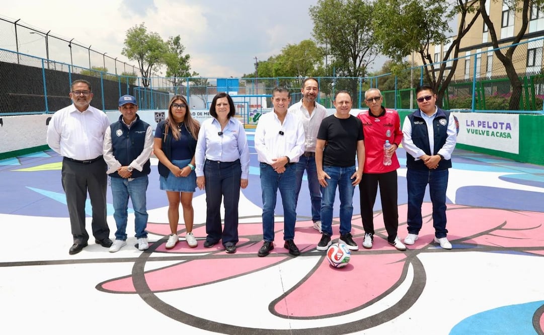 Alcalde de Coyoacán inaugura 5 canchas de futbol rápido. Foto: especial