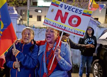 Noboa debe rectificar el rumbo, dicen expertos