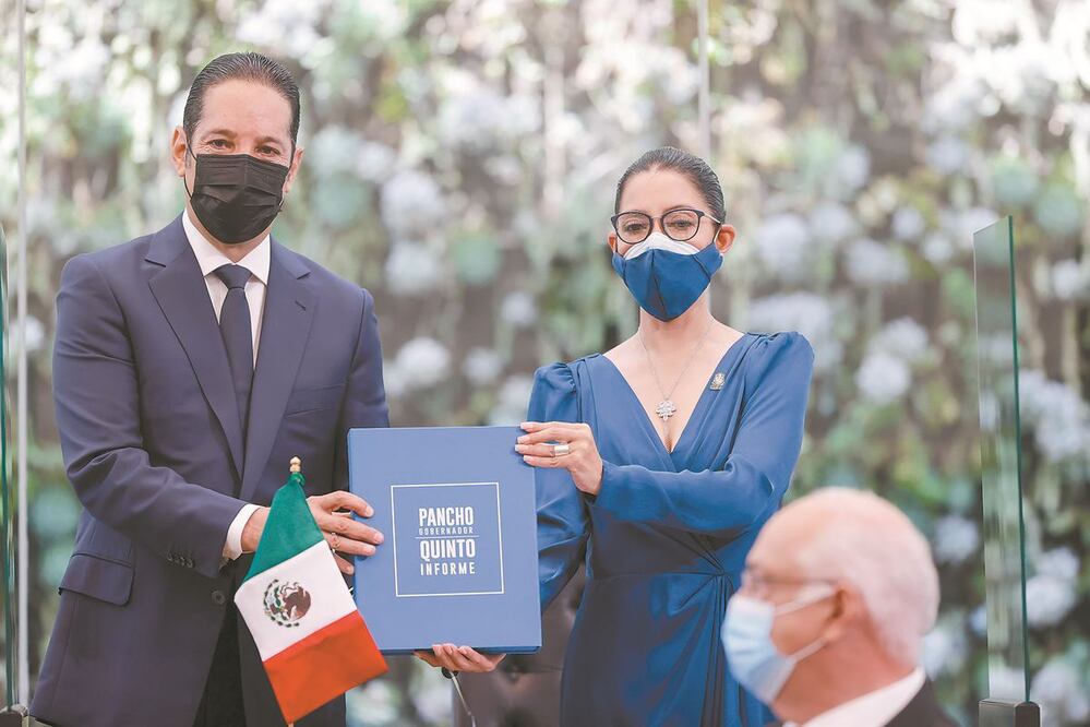 El gobernador de Querétaro entregó su informe al Congreso local. DEMIAN CHAVÉZ. EL UNIVERSAL