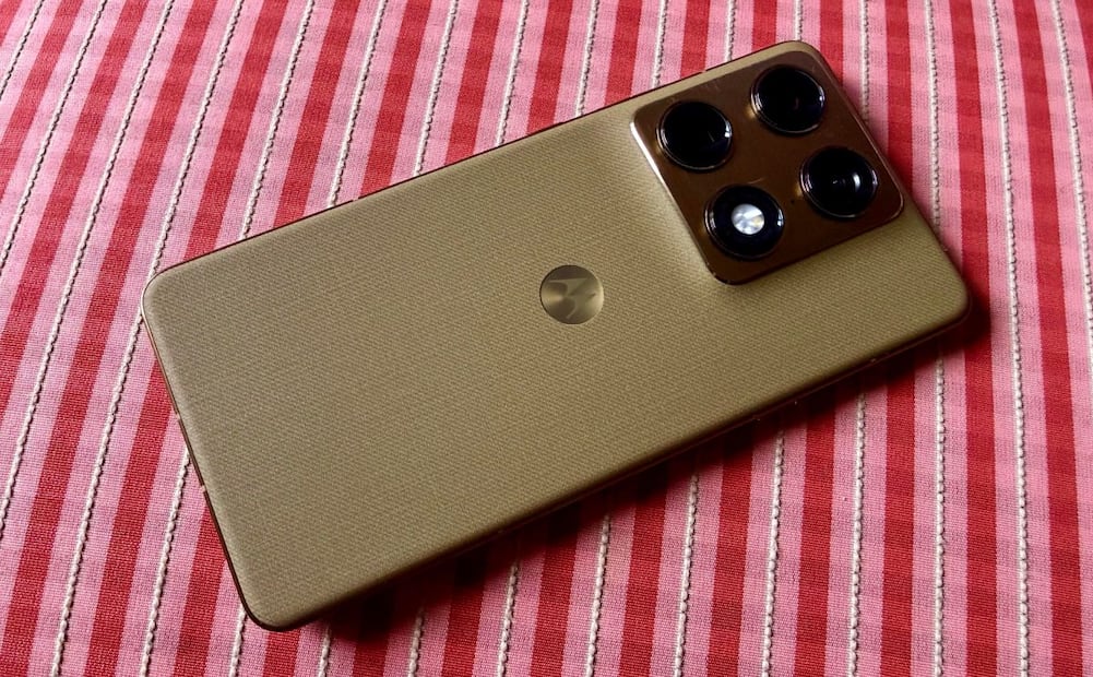 Motorola presenta Signature que presume “la mejor cámara de la historia”. Imagen: Israel Rivera