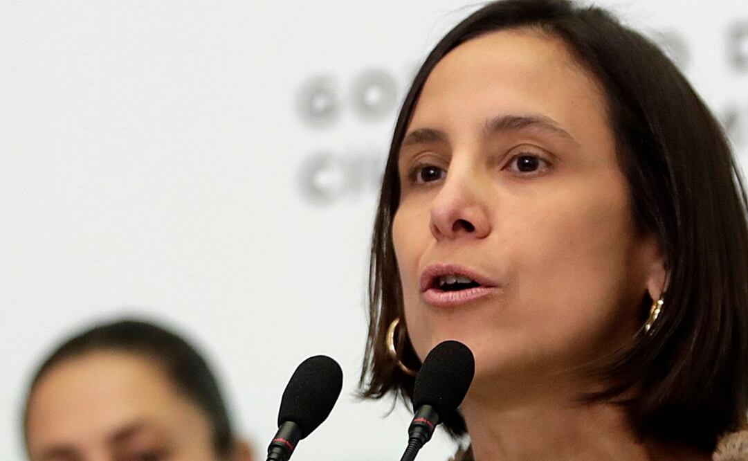 El Gobierno de la Ciudad de México manifestó que la identidad suplantada fue la de Luz Elena González, secretaria de Administración y Finanzas. Foto: Archivo. EL UNIVERSAL