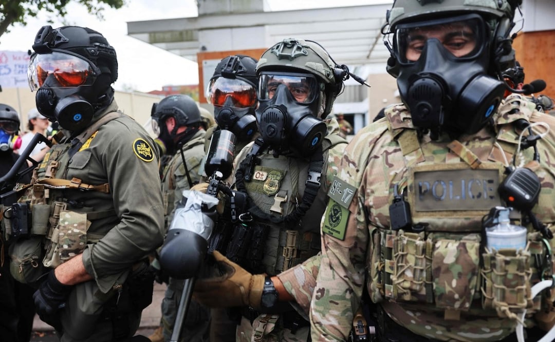 Protestas contra la administración Trump y su anuncio de enviar tropas de la Guardia Nacional a Portland, Oregón, EU (4/10/2025). Foto: Spencer Platt / AFP