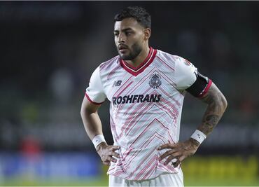 Alexis Vega contó cómo le afectaron las críticas en Chivas; "Mi familia ya no iba a los estadios y no disfrutaban verme jugar"