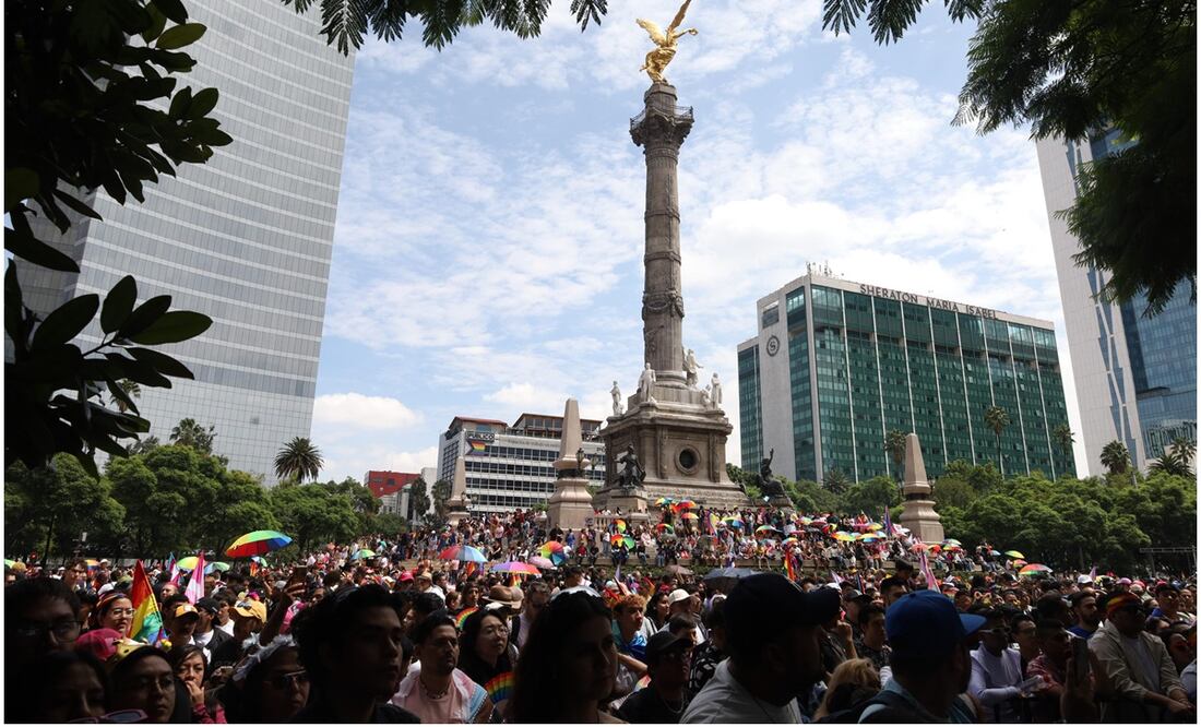 La marcha en la CDMX inicia en el Ángel de la Independencia con rumbo al Zócalo capitalino. Foto: Yaretzy M. Osnaya / EL UNIVERSAL