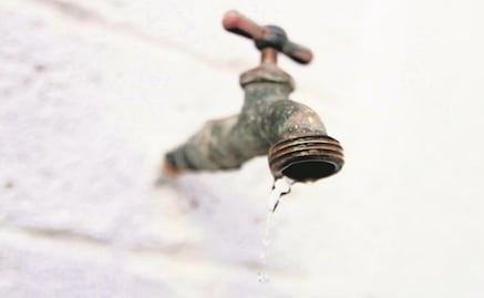 Con amparo contra Samuel García exigen abasto de agua en Nuevo León