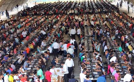 Desalojan a maestros de la CNTE de carretera en Chiapas