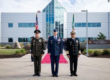 Secretarios de Marina y Defensa visitan el Cuartel General del Comando Norte de EU; es parte de la estrategia de cooperación bilateral militar