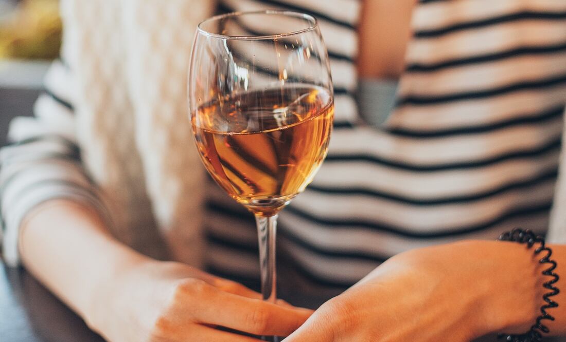 Si tu mamá es aficionada del vino, esta lista de recomendaciones te interesa.