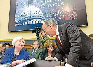 Alza de tasas en EU fue inoportuna: analistas