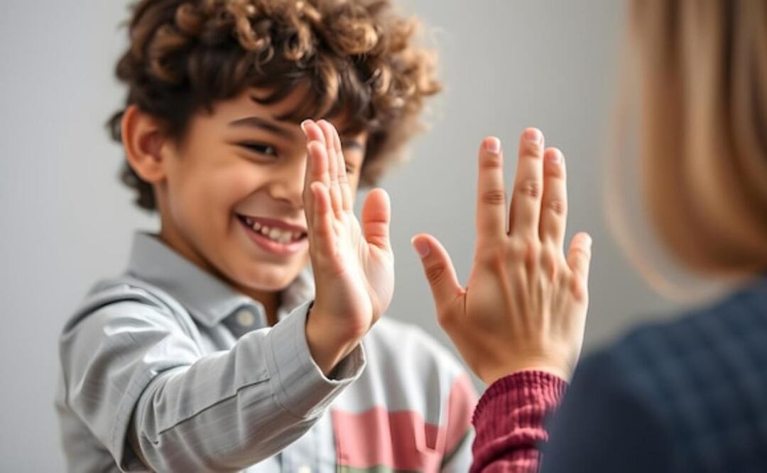 Estrategias de Harvard para fomentar la empatía en los niños. Fuente: Freepik.